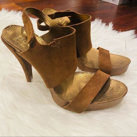 Pedro Garcia 'Pixie' Brown Suede Slingback Heels - Picture 3 of 8